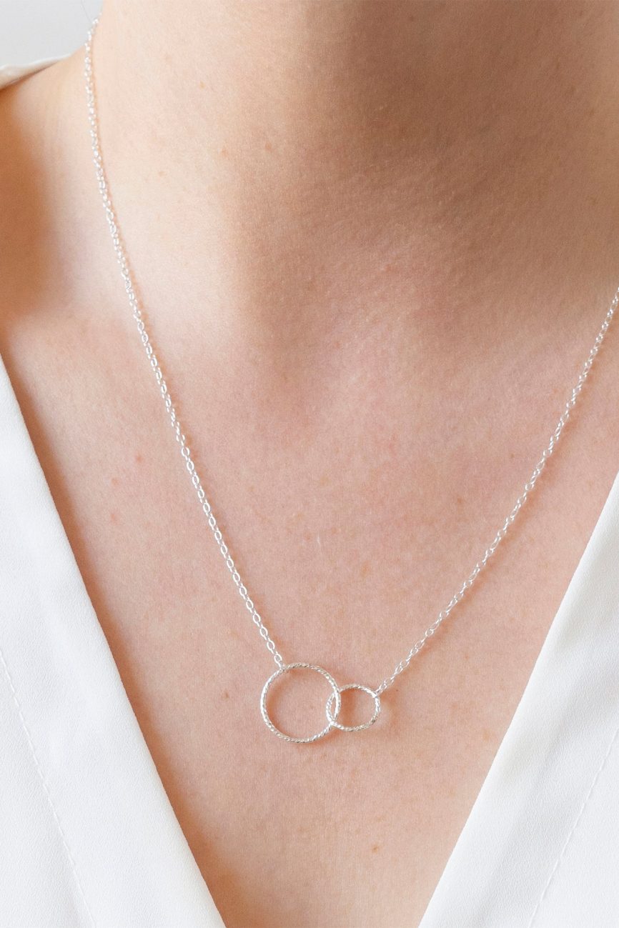 Silver Textured Infinity Circles Necklace